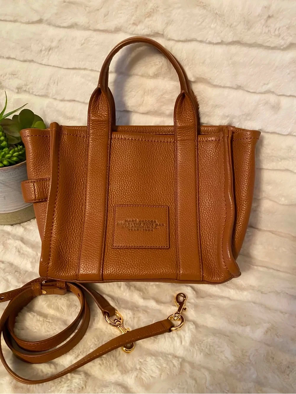 ✨Like New Marc Jacobs The Tote Bag Leather Satchel/Crossbody Bag